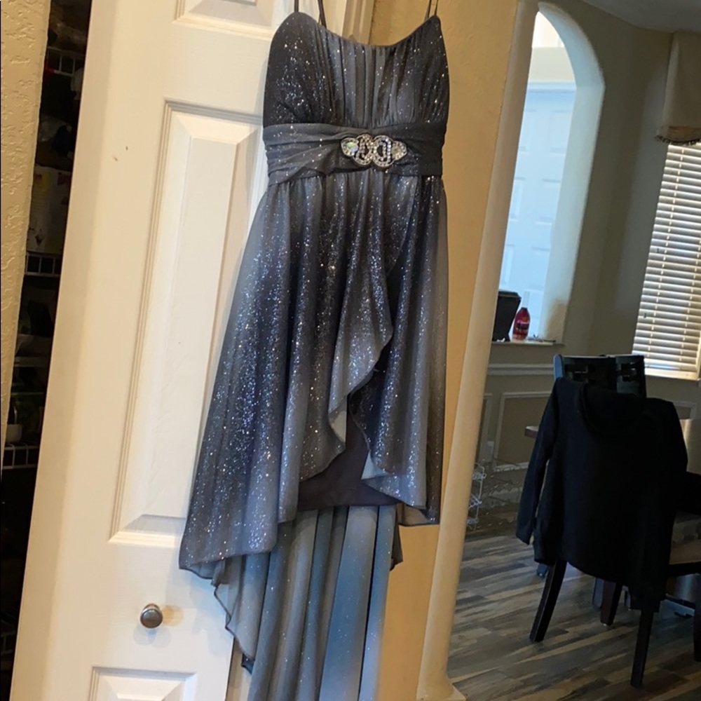 Sparkly formal dress - Picture 3 of 5